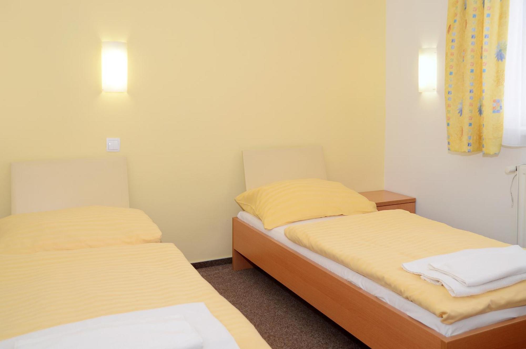 Hotel Imos Πράγα Εξωτερικό φωτογραφία