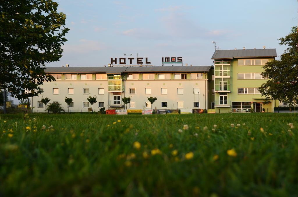 Hotel Imos Πράγα Εξωτερικό φωτογραφία